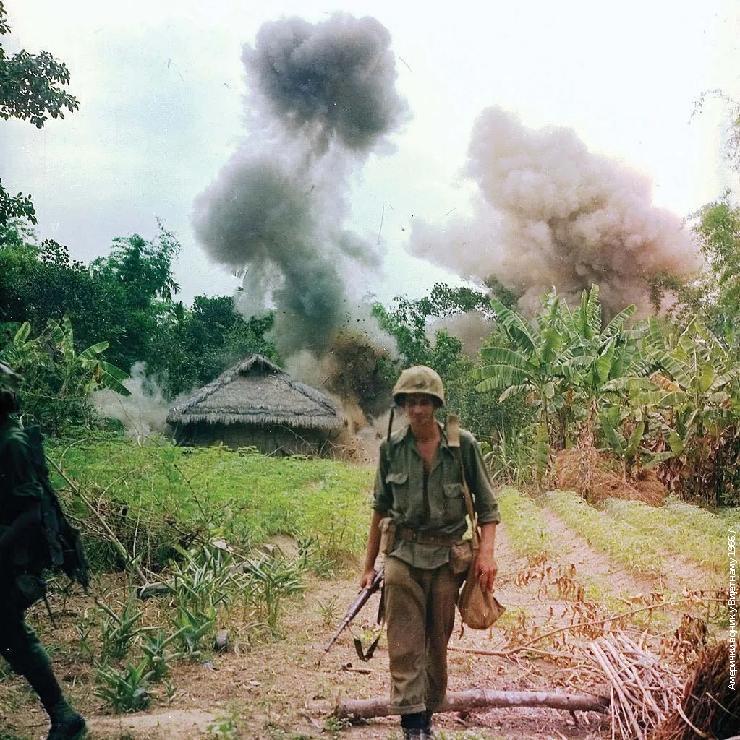 Амерички војник у Вијетнаму 1966.