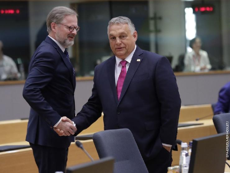 Чешки премијер Петр Фијала и премијер Мађарске Виктор Орбан