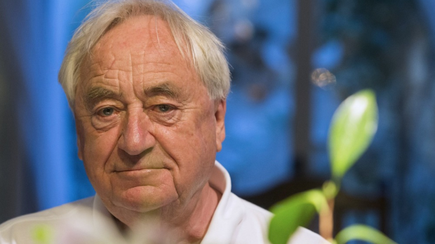 Сејс Нотебом, Лутајући Холандез: Писац, песник, морнар, путник 