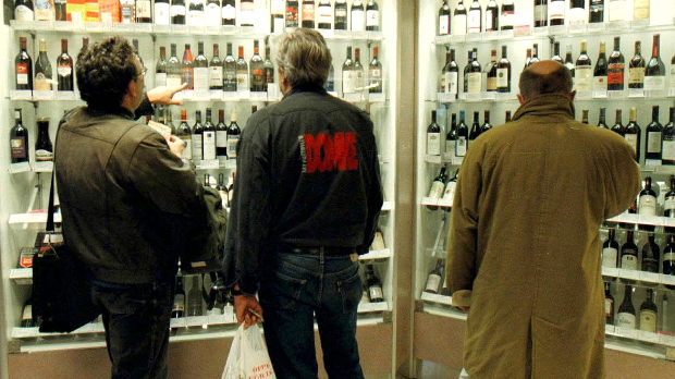 Његово величанство алкохол и други шведски богови: Логика скандинавског опијања