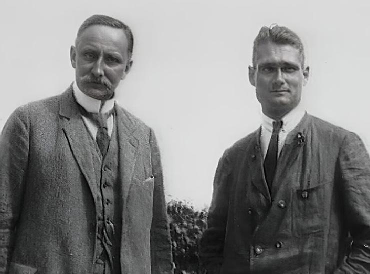 Карл Хаусхофер и Рудолф Хес 1920.