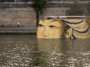 Сена је поново срела Париз: Олимпијска трка за чистом реком
