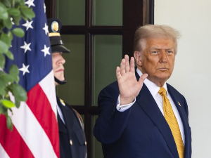 Нове царинске претње Вашингтона: Трамп против остатка света