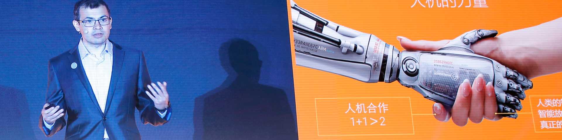 Демис Хасабис о вештачкoj интелигенцији: Револуција пред нама биће десет пута већа и бржа од индустријске
