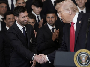 Фудбал као наставак рата истим средствима: Oд Марадонине Божије руке до Месијевог руковања са Трампом