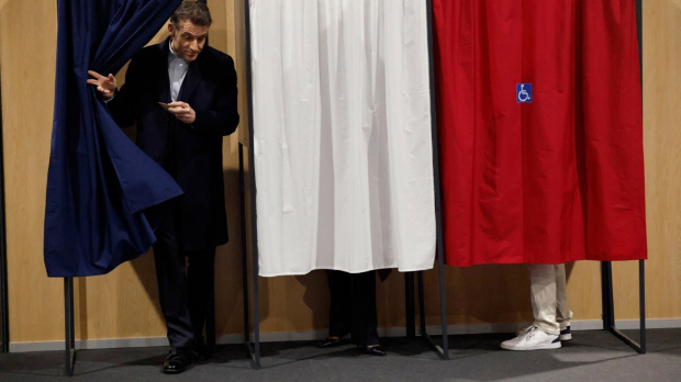 Продубљивање идеолошког јаза у Француској: Урушавање републиканског фронта