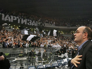 На вест о смрти господина Д.В.: Дуле је тукао Французе, Шпанце, Грке