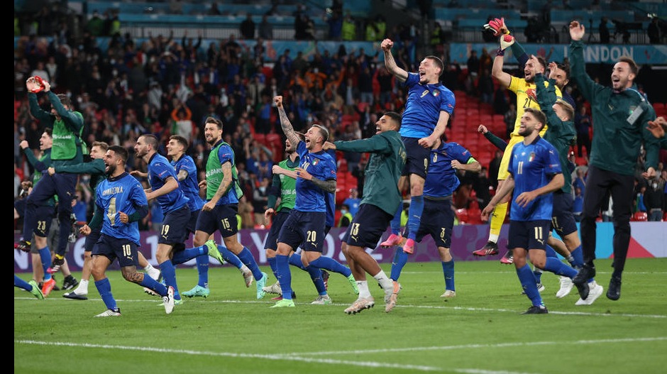 Уочи претпоследње фудбалске представе на свету: Ко за Италијане, а ко за Енглезе